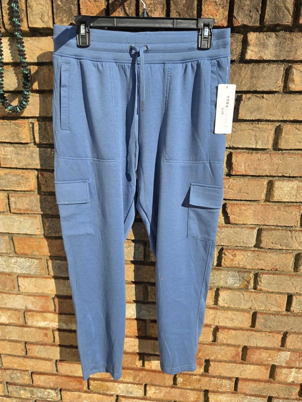 New Women's Yogalicious Blue Horizon Cargo Soft Sweat Pants, RV $79 size Large